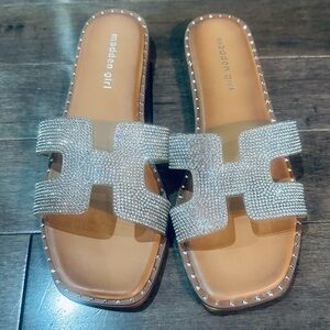 Like New Women’s Sz 8.5 Madden Girl Hailey Sandal